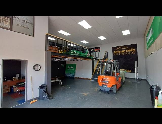 INDUSTRIAL PROPERTY TO RENT IN LYTTELTON MANOR